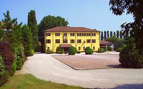 Hotel Antico Casale Ferrara